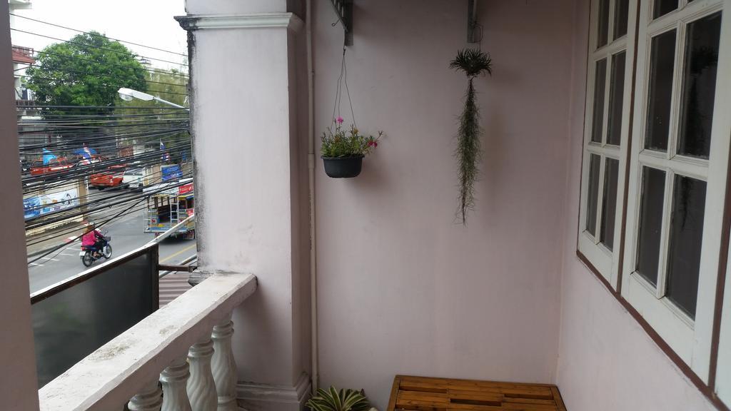 Phuket Blue Hostel Bagian luar foto