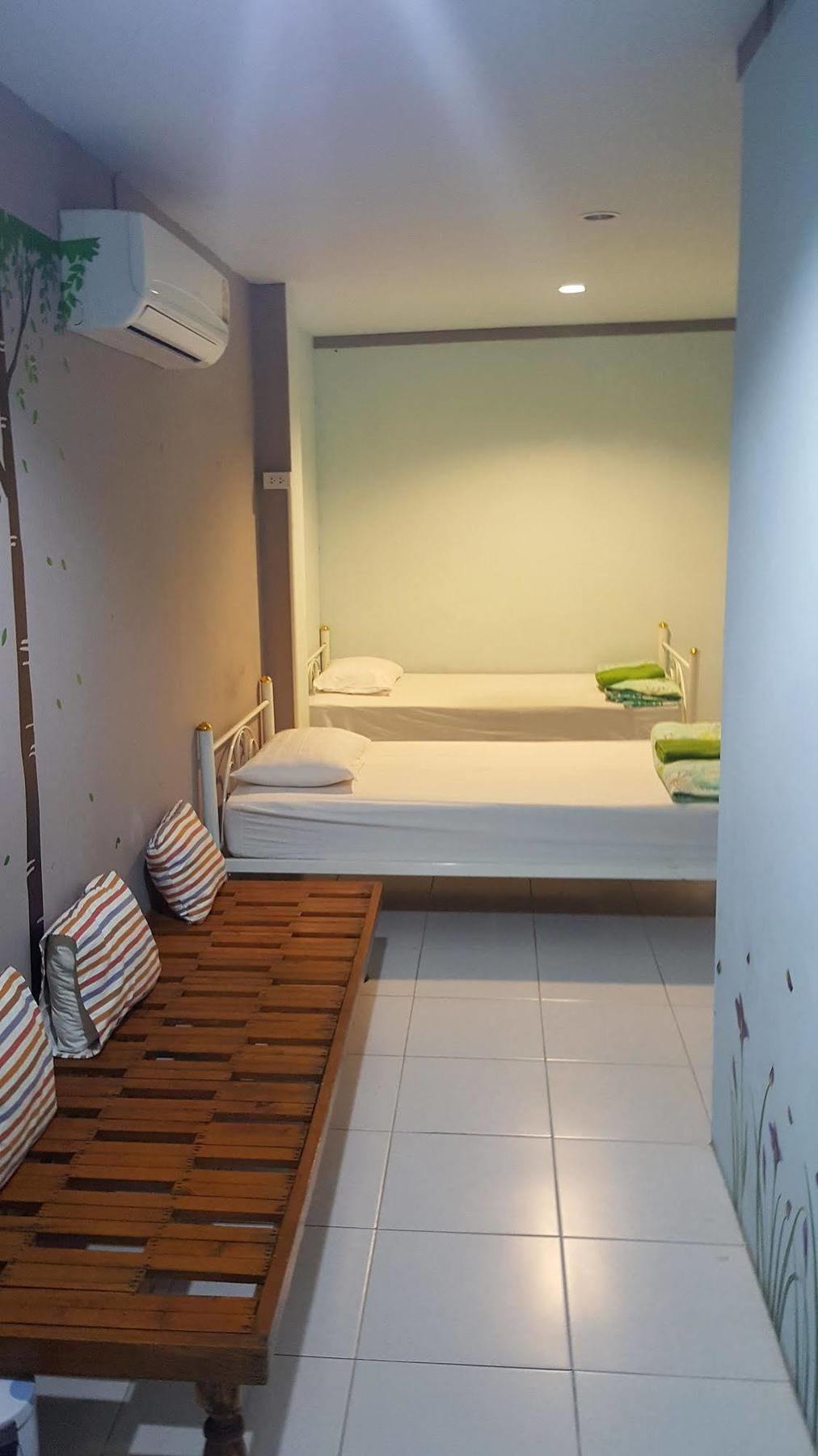 Phuket Blue Hostel Bagian luar foto